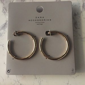 Zara Hoop Earrings